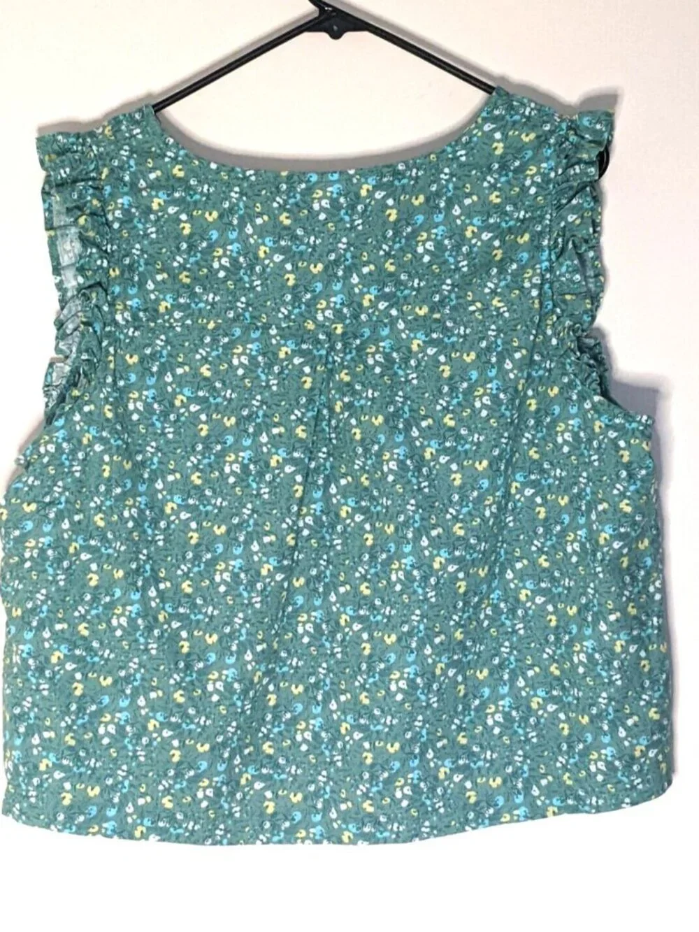 ANA Womens Shirt XXL Green Ruffle Tank Top V Neck Sleeveless Flowy Calico Floral - Picture 2 of 6